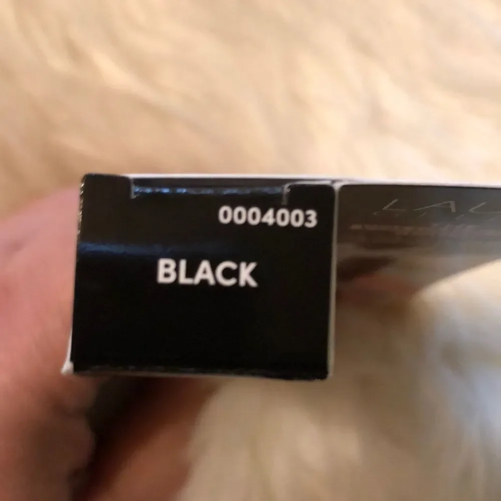 Laura Geller LashBOSS Bold Mascara in Black New in Box